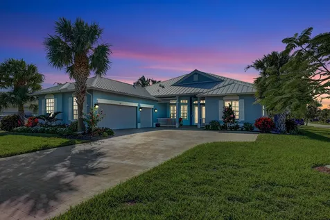 135 NW Madison Court Port St Lucie FL 34986