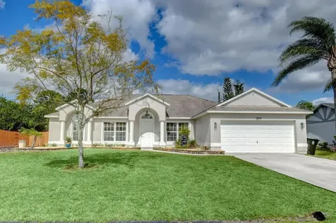 1259 SW Fox Court Port St Lucie FL 34953