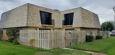 199 Woodland Road Palm Springs FL 33461