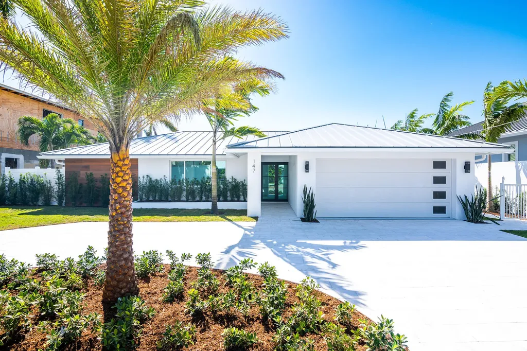147 Neptune Drive Hypoluxo FL 33462