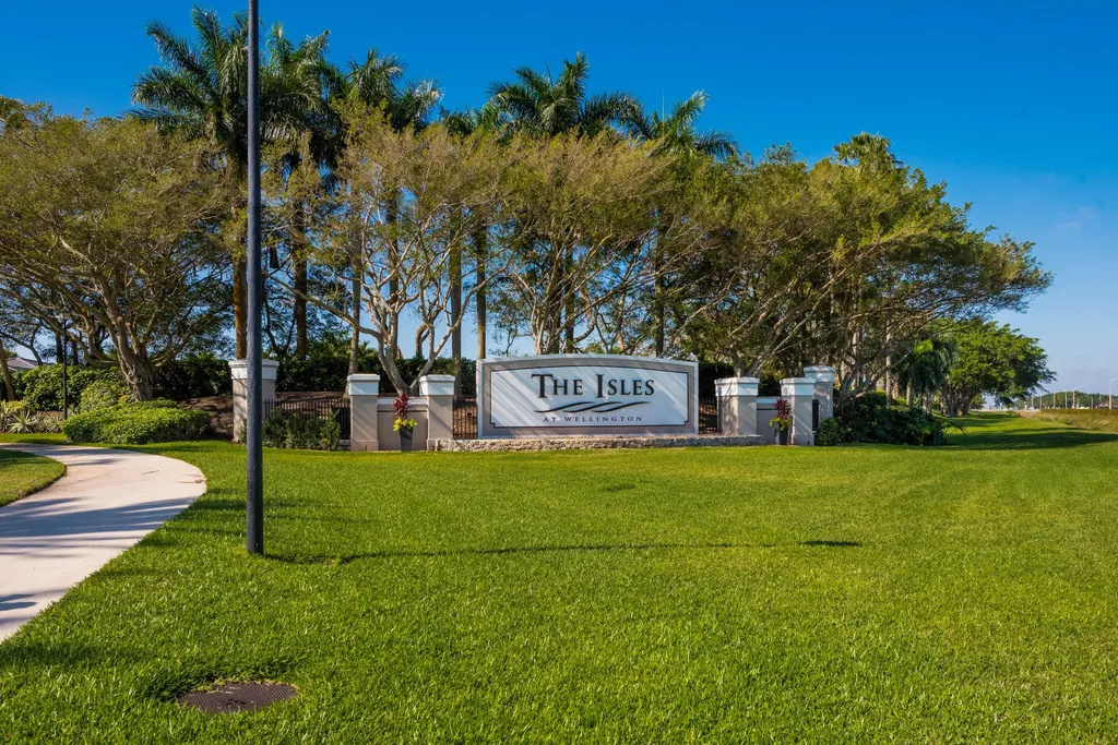4050 Bahia Isle Circle Wellington FL 33449