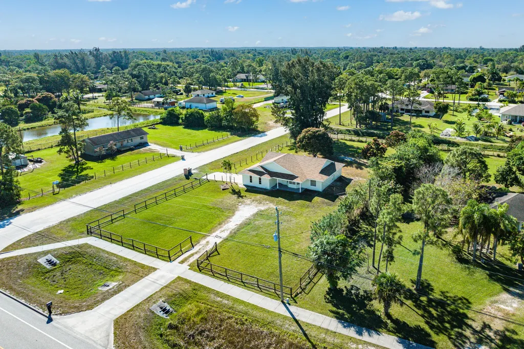 11546 60th Street N West Palm Beach FL 33411