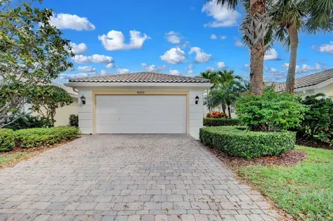 8323 Cozumel Lane Wellington FL 33414
