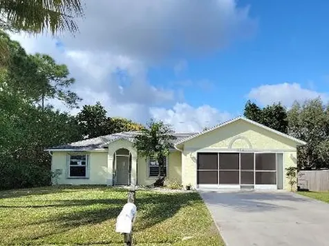 1132 SW Hutchins Street Port St Lucie FL 34983