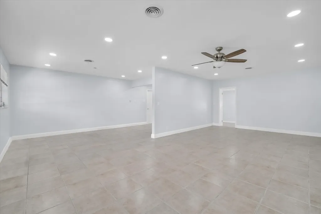 3400 NE 5th Avenue Boca Raton FL 33431