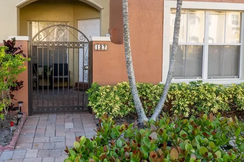127 Lake Monterey Circle Boynton Beach FL 33426