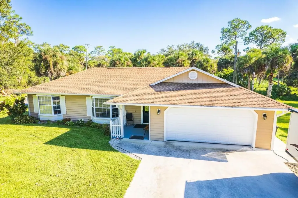 8101 Winter Garden Parkway Fort Pierce FL 34951