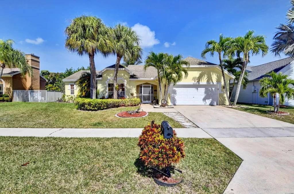 12133 Quilting Lane Boca Raton FL 33428