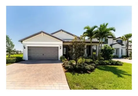 447 SE Vallarta Drive Port St Lucie FL 34984