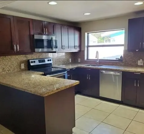 2041 SW 35th Avenue Fort Lauderdale FL 33312