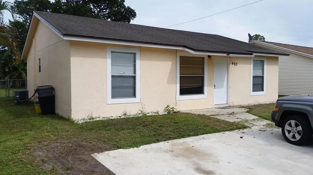 460 Fleming Avenue Greenacres FL 33463