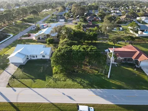2390 SE Tiffany Avenue Port St Lucie FL 34952