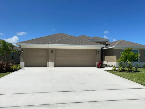 8701 Merano Avenue Fort Pierce FL 34951