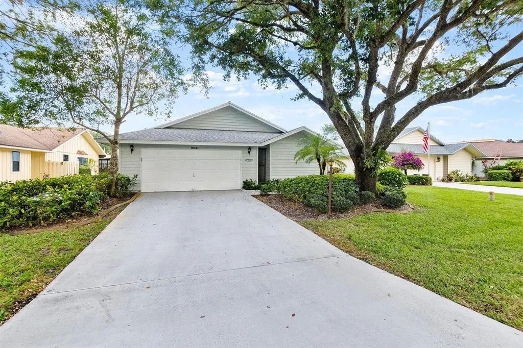 8041 SE Eaglewood Way Hobe Sound FL 33455