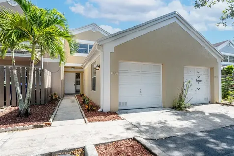 1393 NW 124th Avenue Pembroke Pines FL 33026