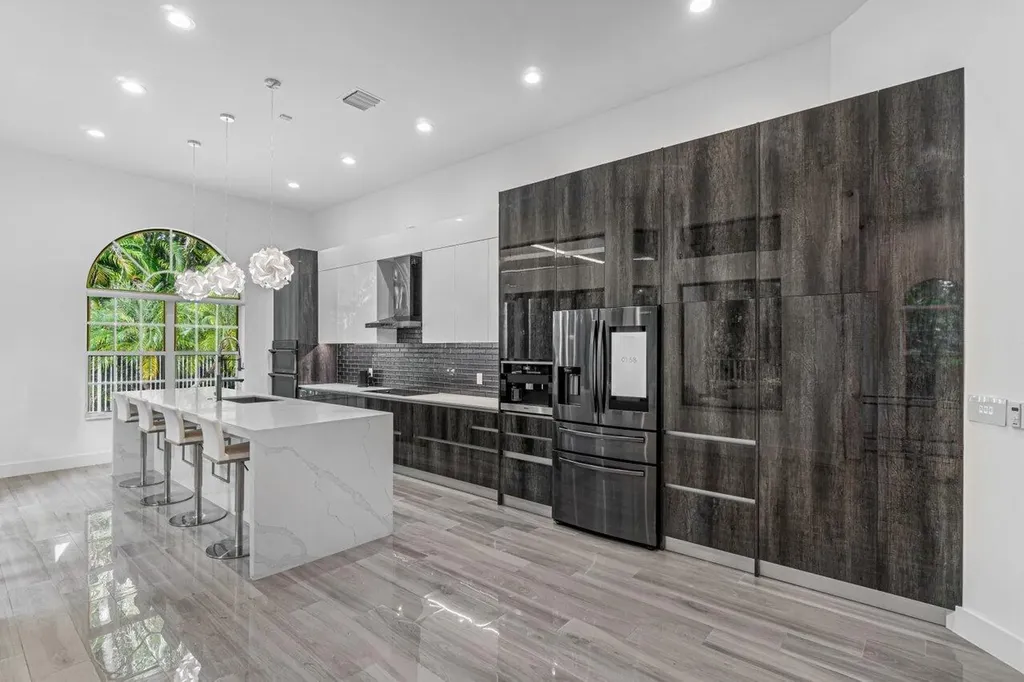 6472 San Michel Way Delray Beach FL 33484