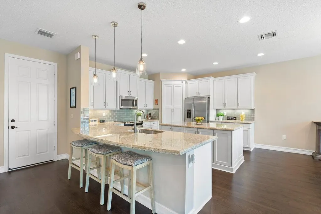 8061 Rainforest Jasper Lane Delray Beach FL 33446