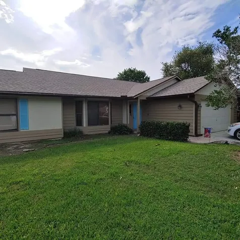 582 SE Tanner Avenue Port St Lucie FL 34984
