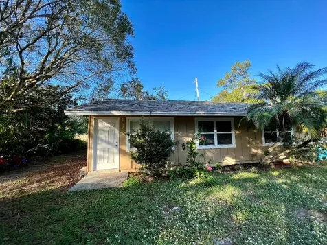 3258 S 7th Street Fort Pierce FL 34982