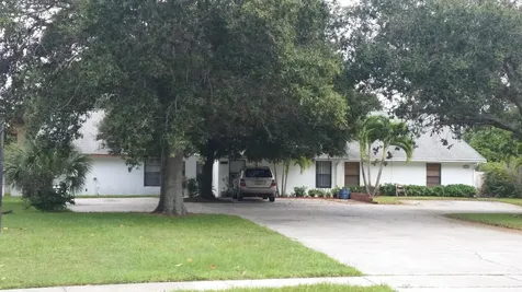 12738 Peconic Court Wellington FL 33414