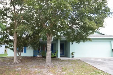 731 SW Andrew Road Port St Lucie FL 34953