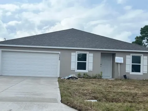 2086 SE Mandrake Circle Port St Lucie FL 34952