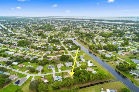 2292 SE Trillo Street Port St Lucie FL 34952