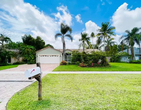 13756 Sheffield Street Wellington FL 33414
