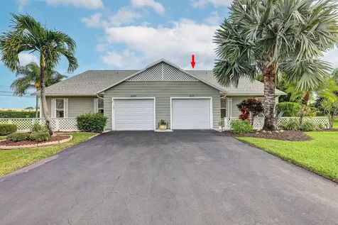 2553 SE Tropical East Circle Port St Lucie FL 34952