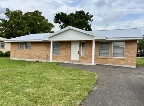 152 S Flame Avenue Pahokee FL 33476