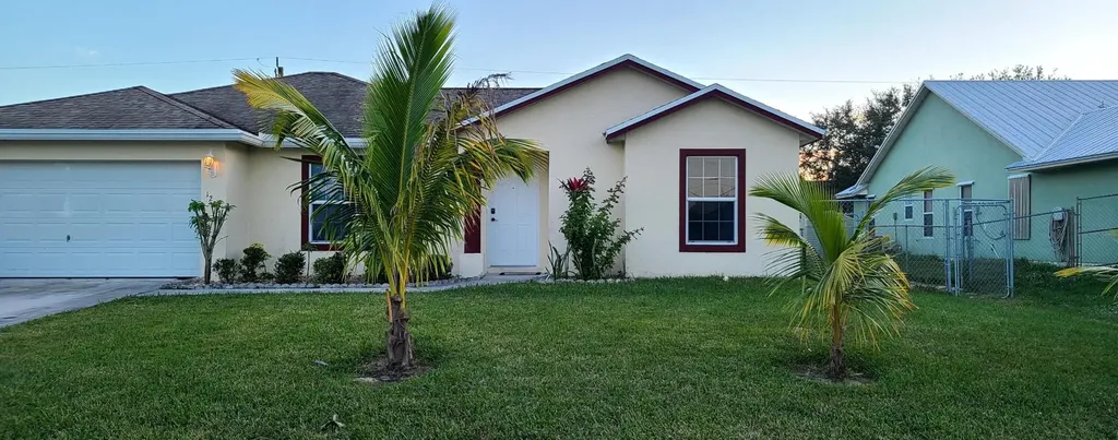 1222 SW Bargello Avenue Port St Lucie FL 34953