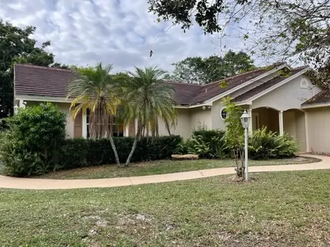 118 NW 95th Lane Coral Springs FL 33071