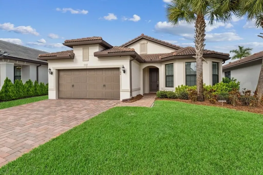 8184 Hanoverian Drive Lake Worth FL 33467