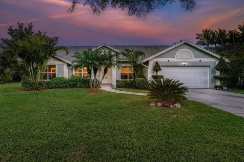 715 Birdie Court Delray Beach FL 33445