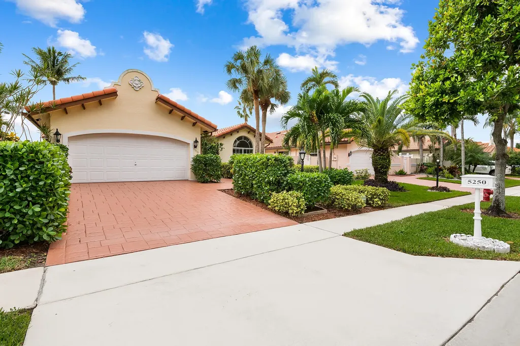 5250 Casa Real Drive Delray Beach FL 33484