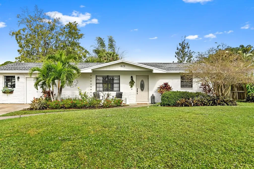 1879 NW Azalea Street Stuart FL 34994