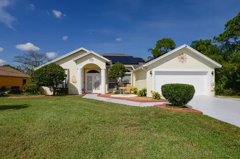 2885 SE Pace Drive Port St Lucie FL 34984