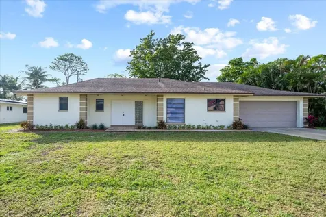 2450 Sun Up Lane Lake Worth FL 33462