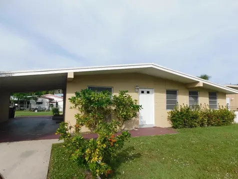 1404 Hale Court Fort Pierce FL 34982