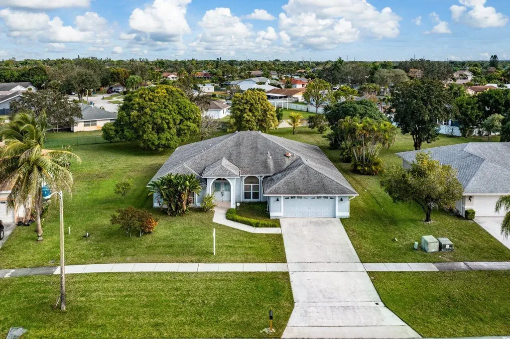 271 Ponce De Leon Street Royal Palm Beach FL 33411