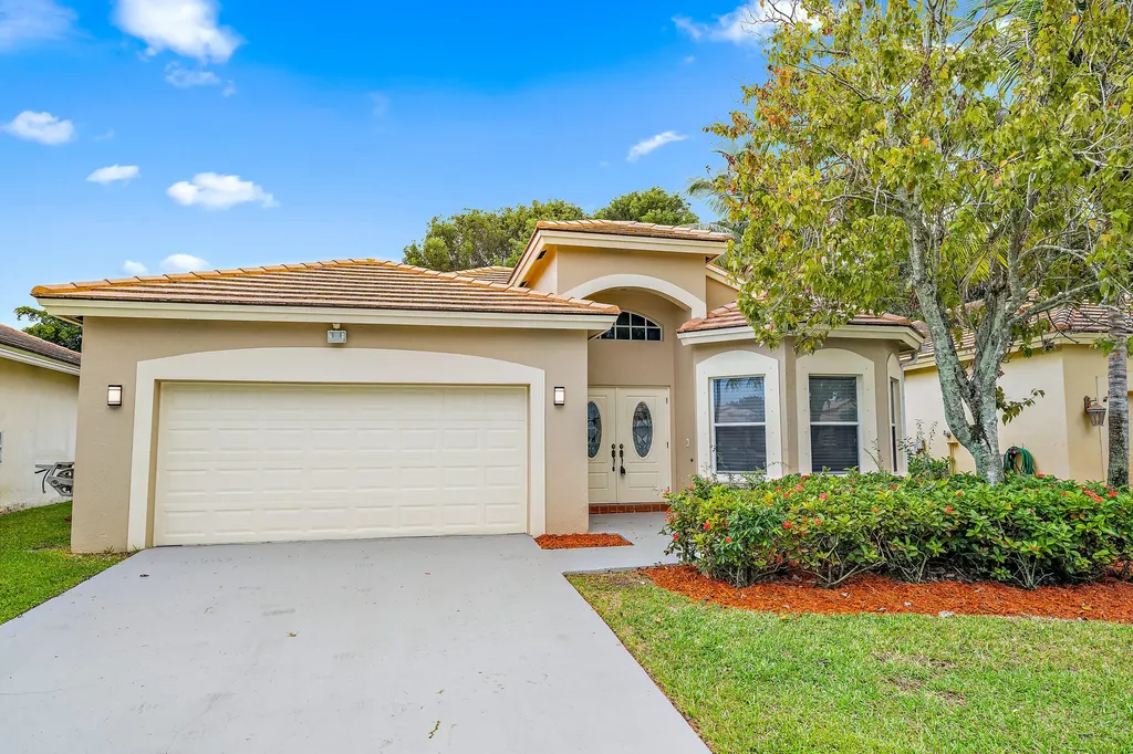 6340 Harbour Club Drive Lake Worth FL 33467