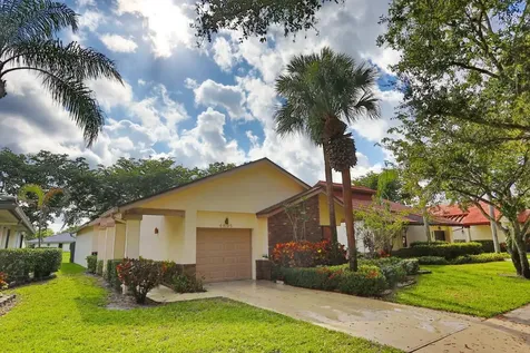 4895 Boxwood Circle Boynton Beach FL 33436