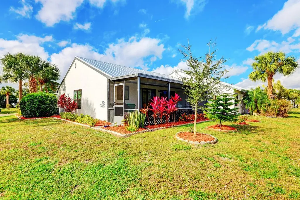 421 SW Bill Traitel Avenue Port St Lucie FL 34953