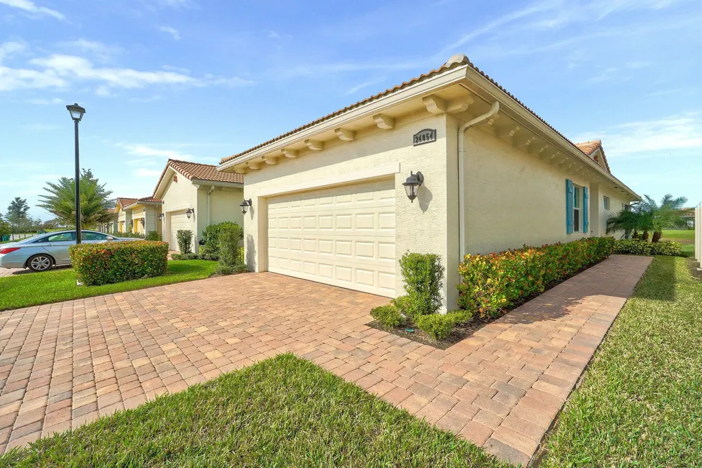 24054 SW Firenze Way Port St Lucie FL 34986