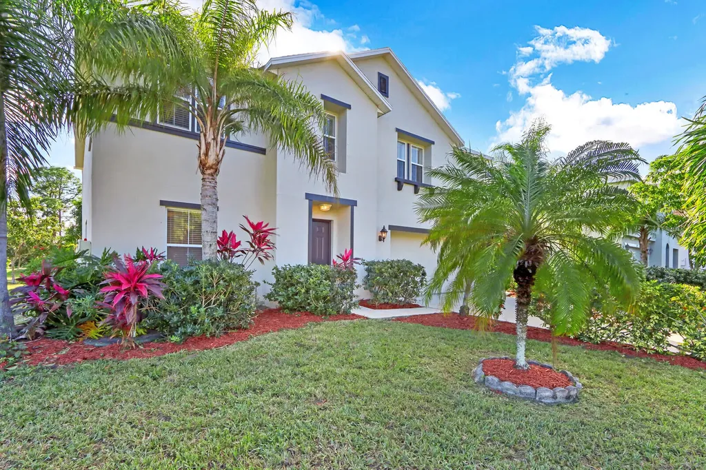 166 SW Glenwood Drive Port St Lucie FL 34984