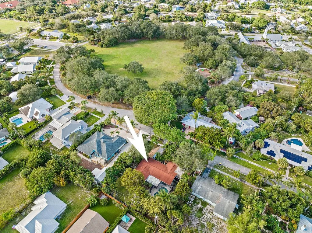 9166 SE Venus Street Hobe Sound FL 33455