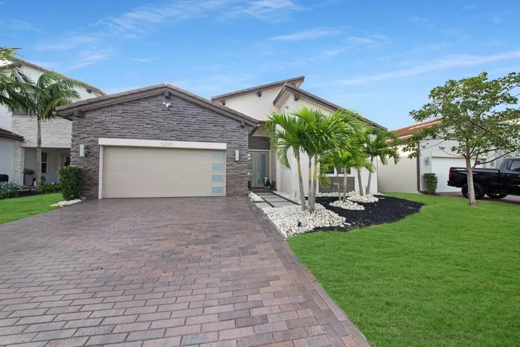 5269 Beland Drive Lake Worth FL 33467