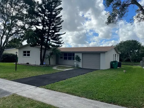 5241 SW 89th Avenue Cooper City FL 33328