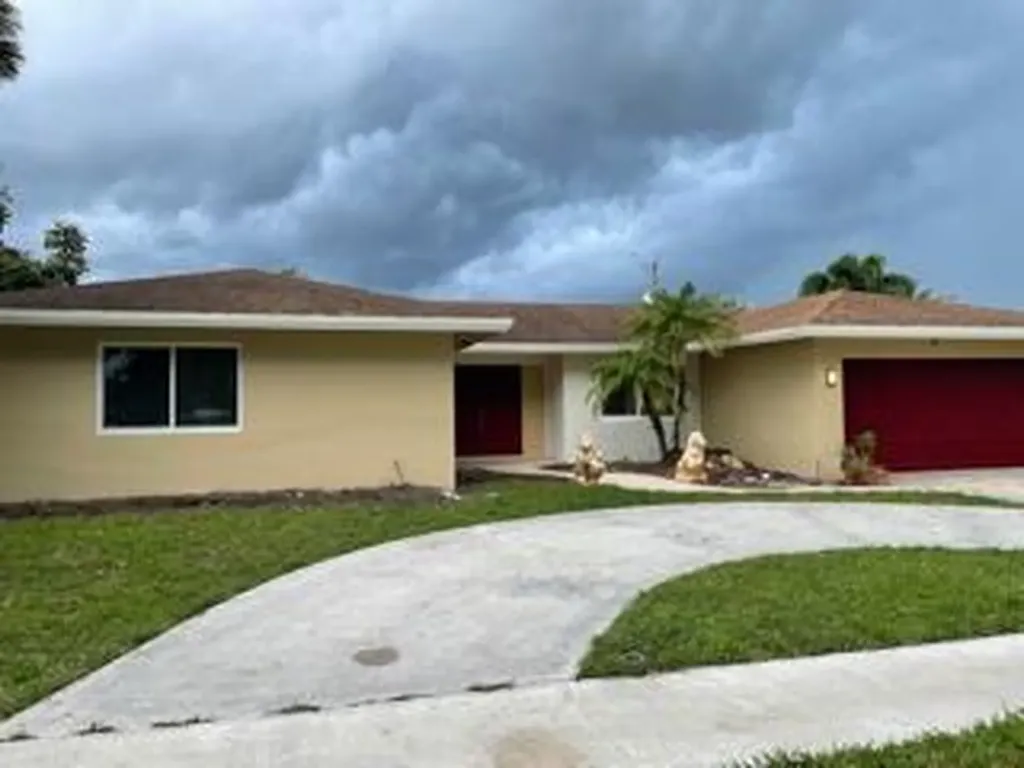 12 Burning Tree Lane Boca Raton FL 33431
