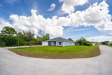 5841 NW Gabo Court Port St Lucie FL 34986